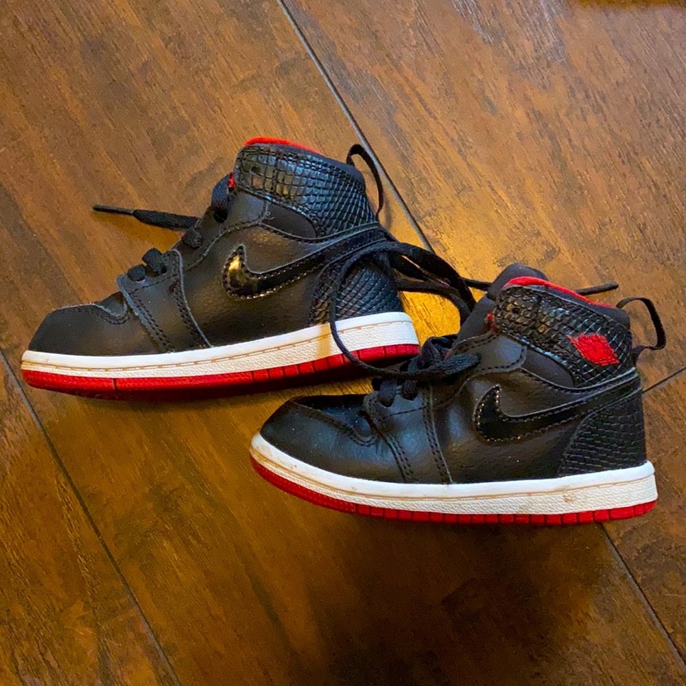 Toddler shoes